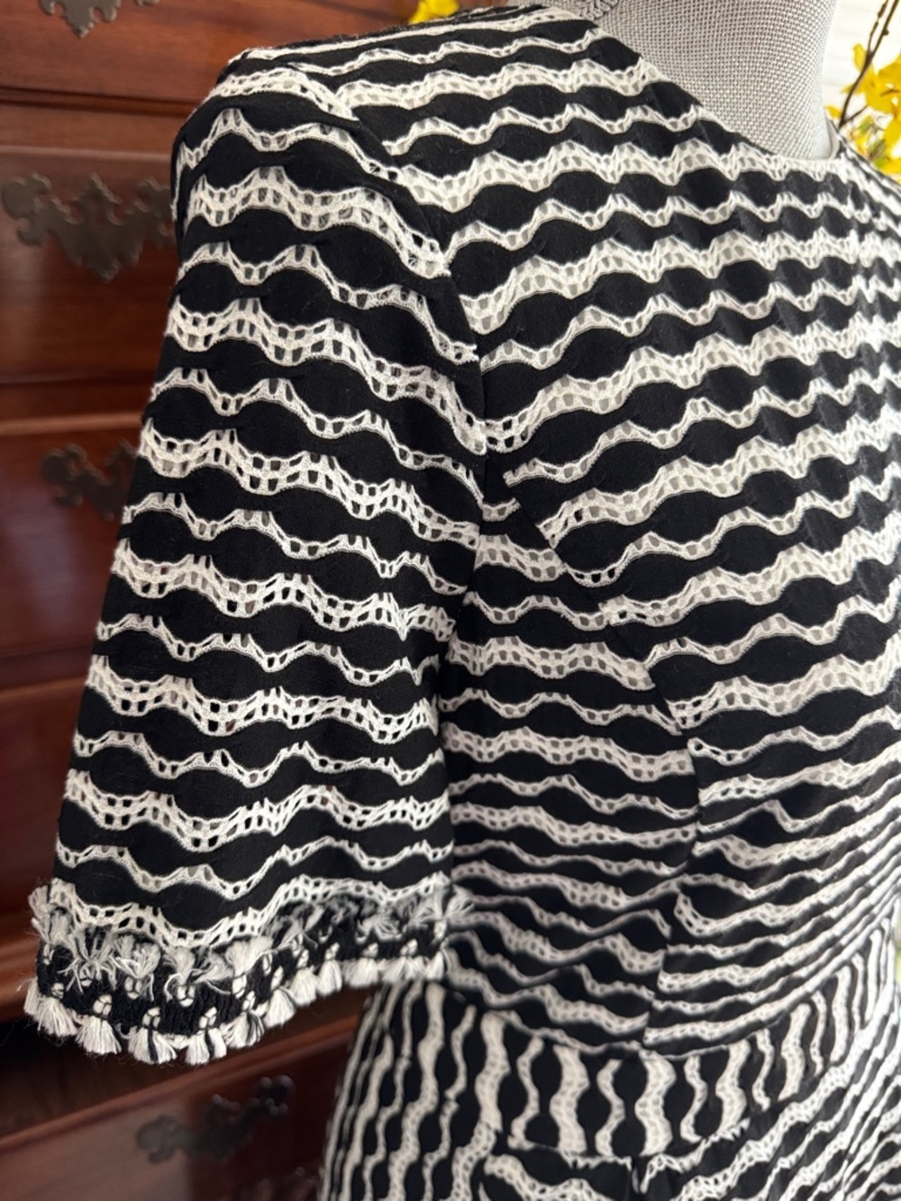 Tory Burch Paulina Lacey Dotted
Dress New Size 8 - Picture 6 of 14